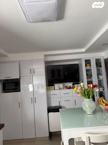 סמטת גדוד הפורצים 8