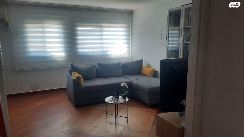 שדרות יצחק בן צבי 62