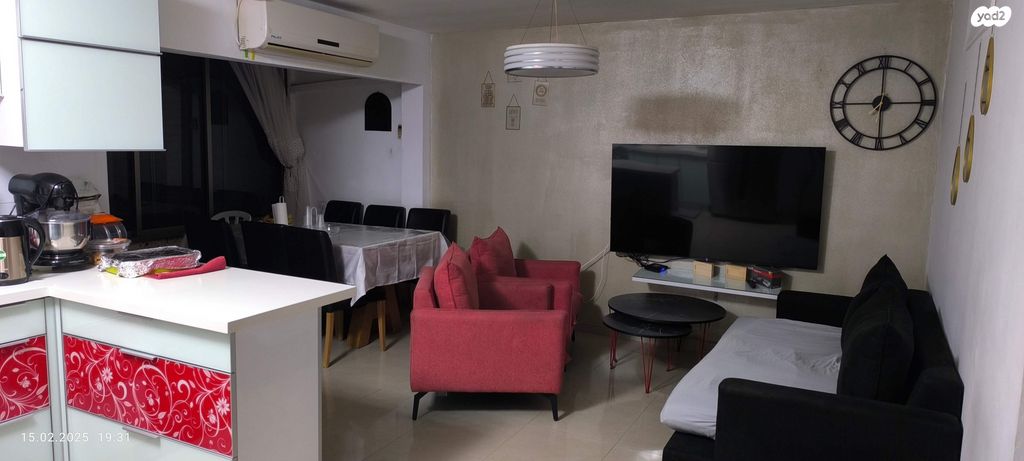 גיורא יוספטל 19