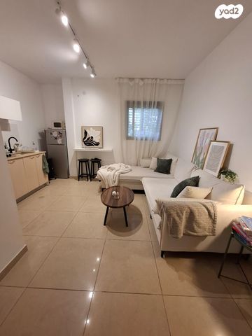 לוין אפשטיין 15