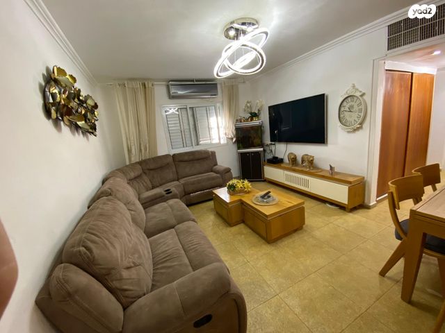 מלכת שבא 5204