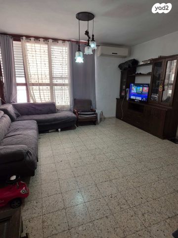 יעקב קינמון 13