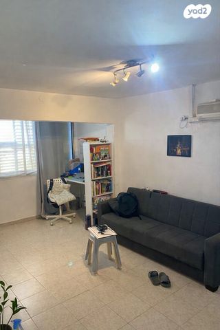 גיורא יוספטל 23