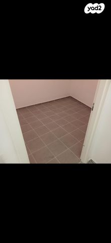 גרציאני יצחק 8