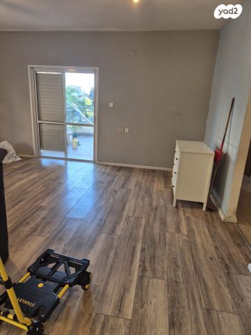 חיים סירני 41