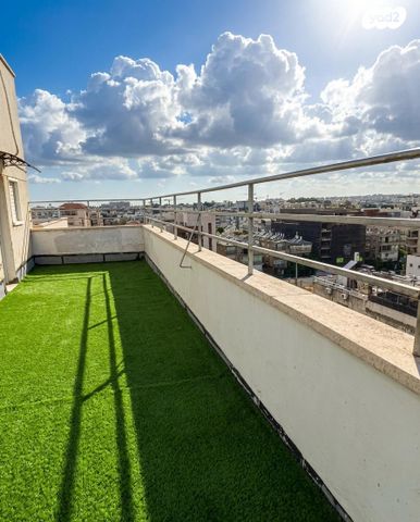 גג/ פנטהאוז