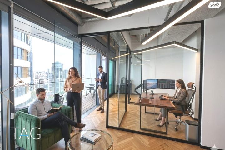 דרך מנחם בגין 156