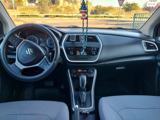 מודעת רכב סוזוקי קרוסאובר