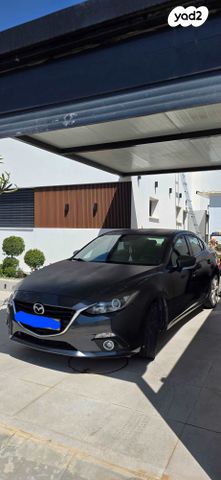 מודעת רכב מאזדה 3