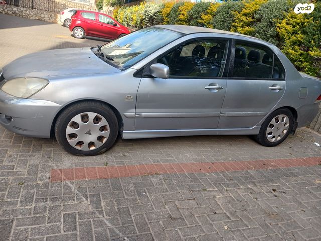 מודעת רכב מיצובישי לנסר