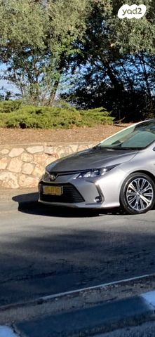 מודעת רכב טויוטה קורולה
