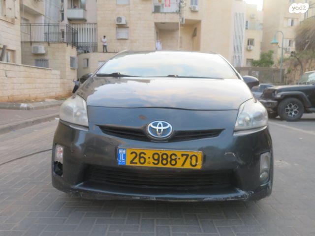 מודעת רכב טויוטה פריוס