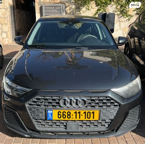 מודעת רכב אאודי A1