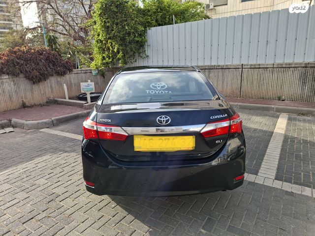 מודעת רכב טויוטה קורולה