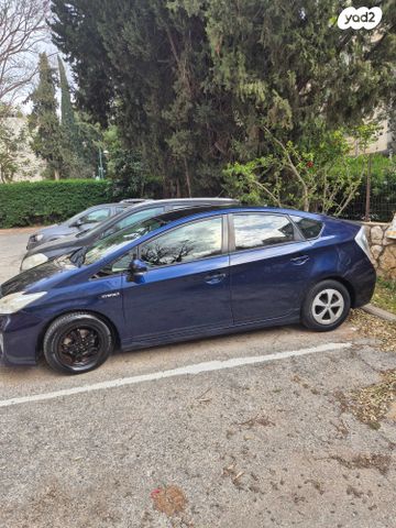 מודעת רכב טויוטה פריוס