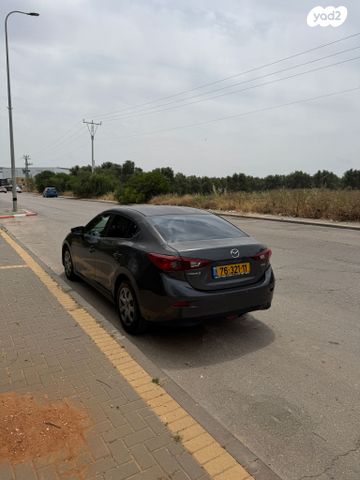 מודעת רכב מאזדה 3