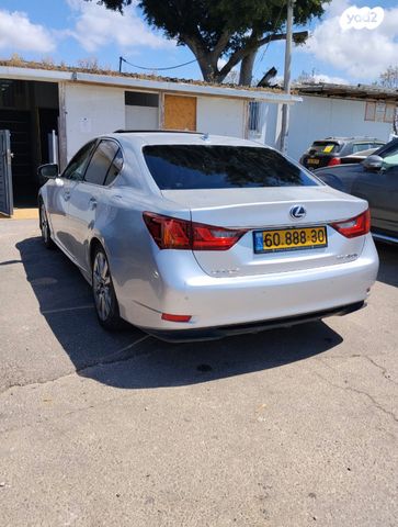 מודעת רכב לקסוס GS