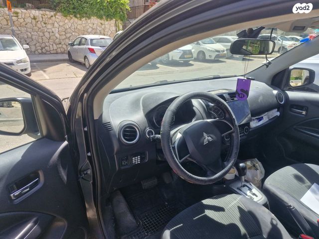 מודעת רכב מיצובישי אטראז'