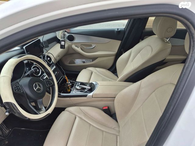 מודעת רכב מרצדס-בנץ C-class