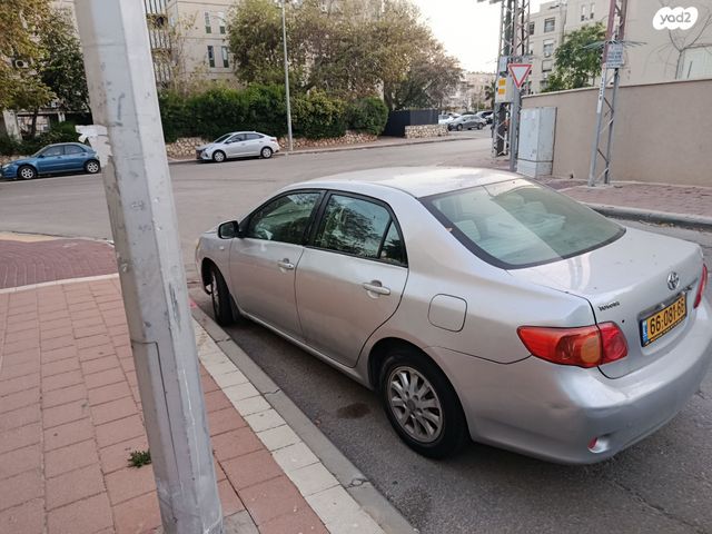 מודעת רכב טויוטה קורולה