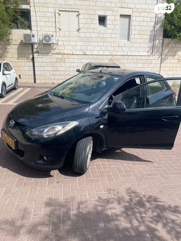 מודעת רכב מאזדה 2