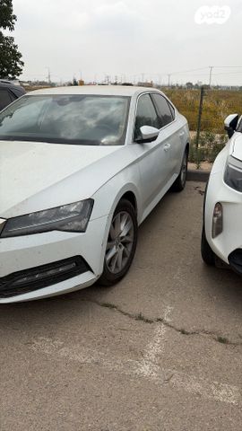 מודעת רכב סקודה סופרב