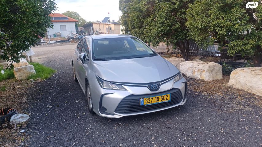 מודעת רכב טויוטה קורולה