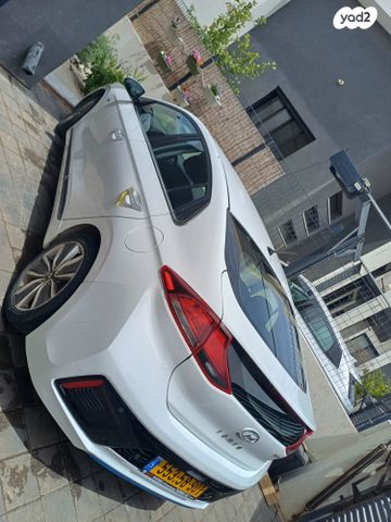 מודעת רכב יונדאי איוניק