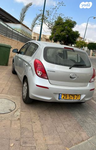מודעת רכב יונדאי i20