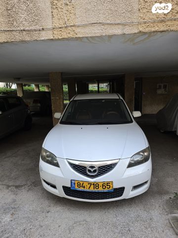 מודעת רכב מאזדה 3