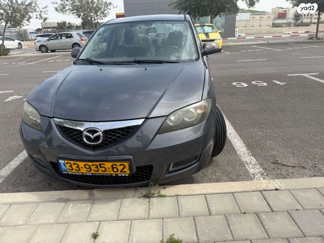 מודעת רכב מאזדה 3
