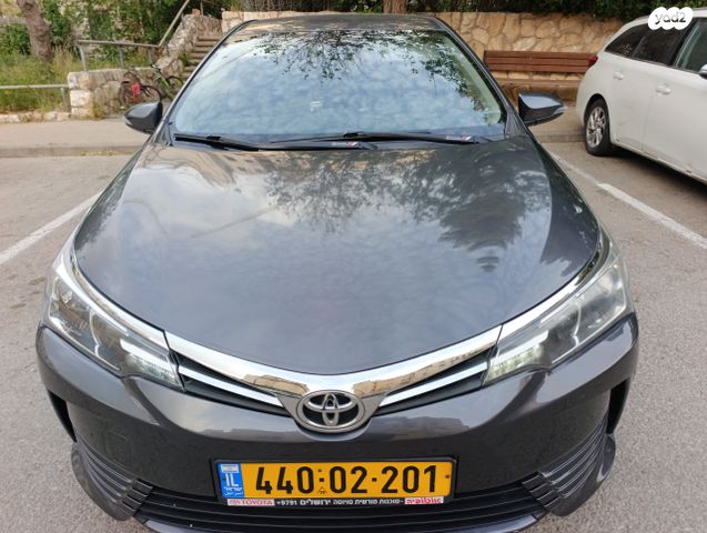 מודעת רכב טויוטה קורולה