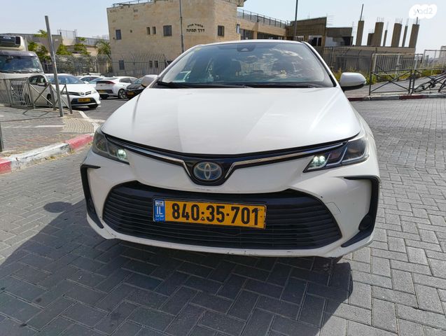 מודעת רכב טויוטה קורולה