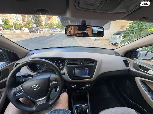 מודעת רכב יונדאי i20