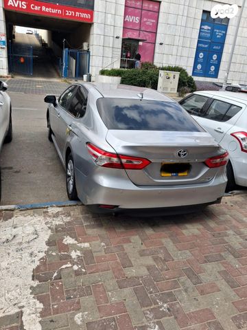 מודעת רכב טויוטה קאמרי