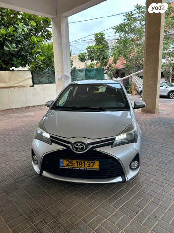 מודעת רכב טויוטה יאריס