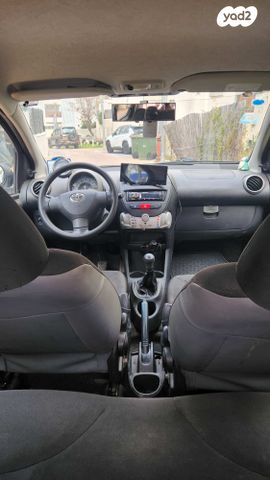 מודעת רכב טויוטה אייגו