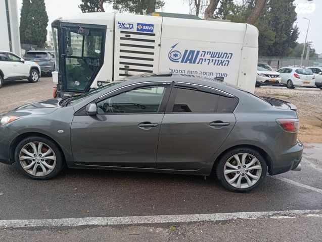 מודעת רכב מאזדה 3