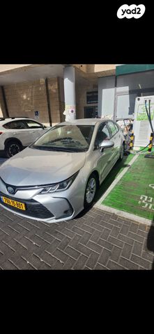 מודעת רכב טויוטה קורולה