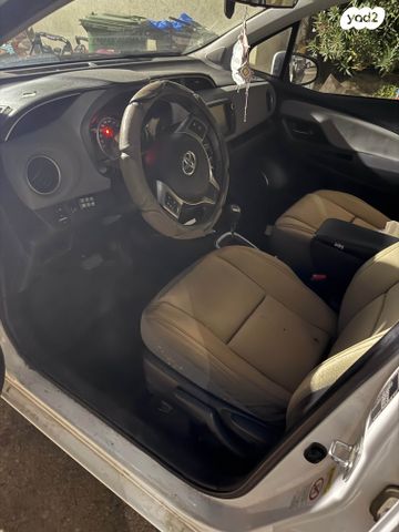 מודעת רכב טויוטה יאריס