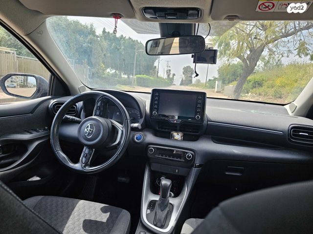 מודעת רכב טויוטה יאריס