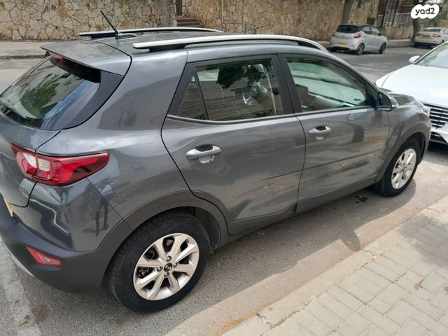 מודעת רכב קיה סטוניק