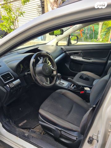 מודעת רכב סובארו XV