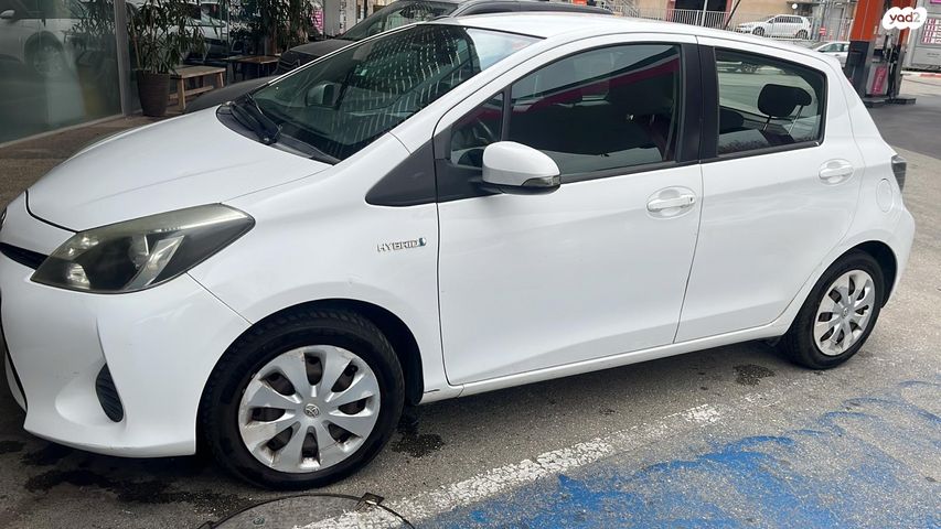 מודעת רכב טויוטה יאריס