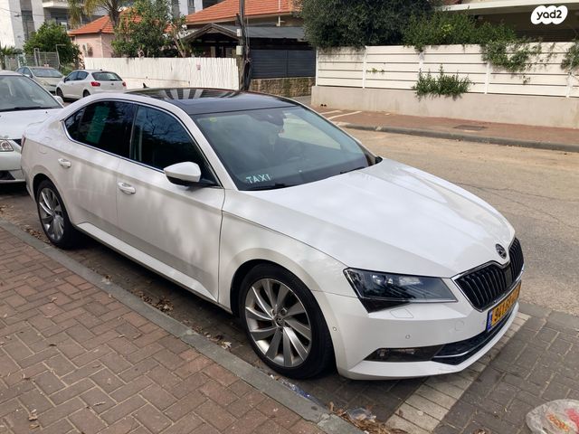 מודעת רכב סקודה סופרב