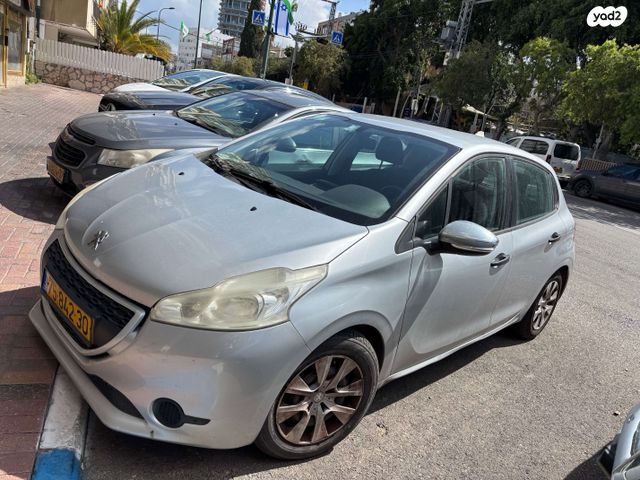 מודעת רכב פיג'ו 208