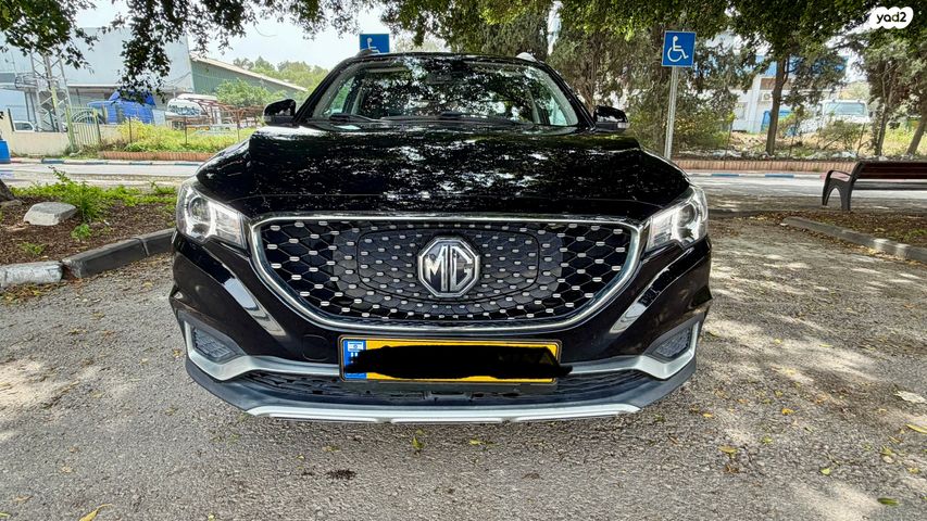 מודעת רכב אם ג'י ZS