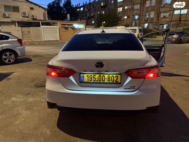 מודעת רכב טויוטה קאמרי