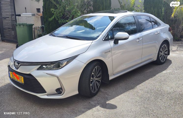 מודעת רכב טויוטה קורולה