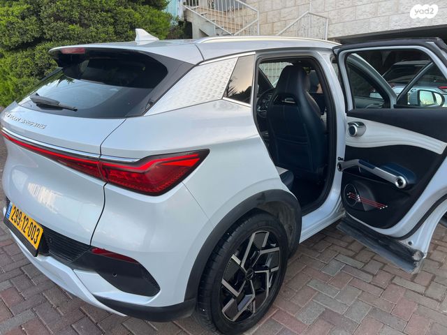 מודעת רכב בי.ווי.די אטו 3